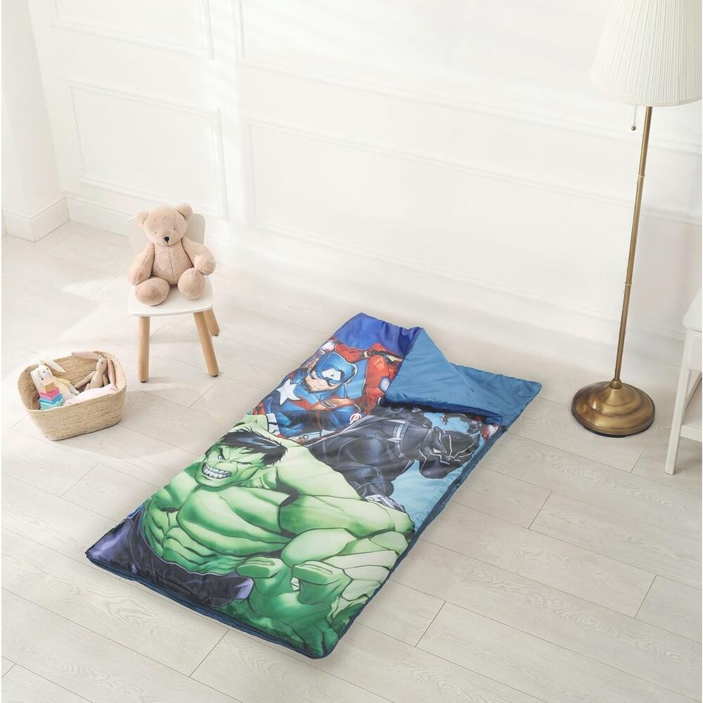 Avengers Battle Formation Kids Sleeping Bag & Drawstring Carrying Bag 54" x 27" - Picture 5 of 9